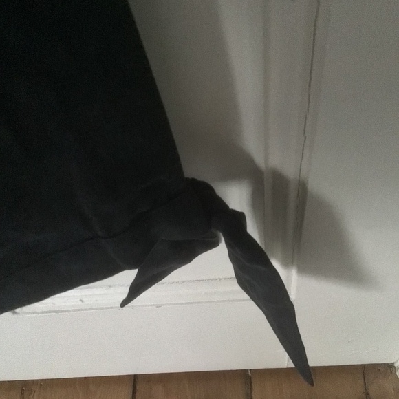 NWT Reformation Avalon Ankle Tie Paper Bag Pants in Black - Size 6 - Picture 5 of 9